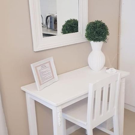 Mulberry Place Крадък Екстериор снимка
