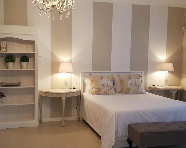 Mulberry Place Крадък Екстериор снимка